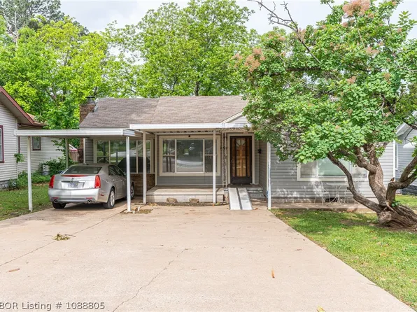 1404 S 17th St, Fort Smith, AR 72901