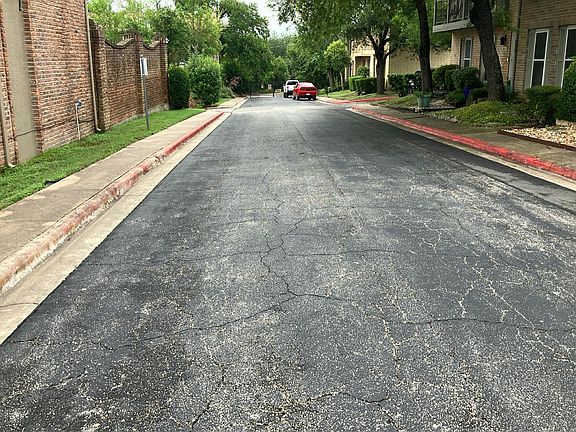 5th image of 9009 N Plaza Dr #126