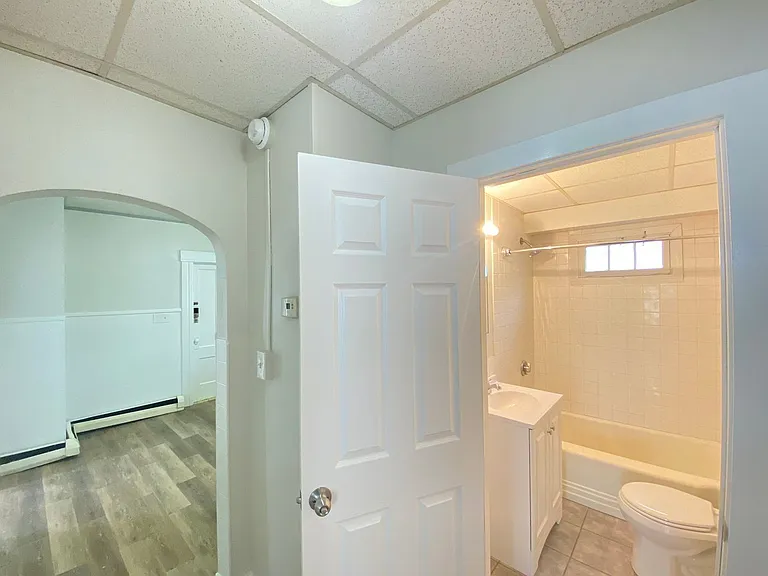 43 Ashland St #2 — Photo 7