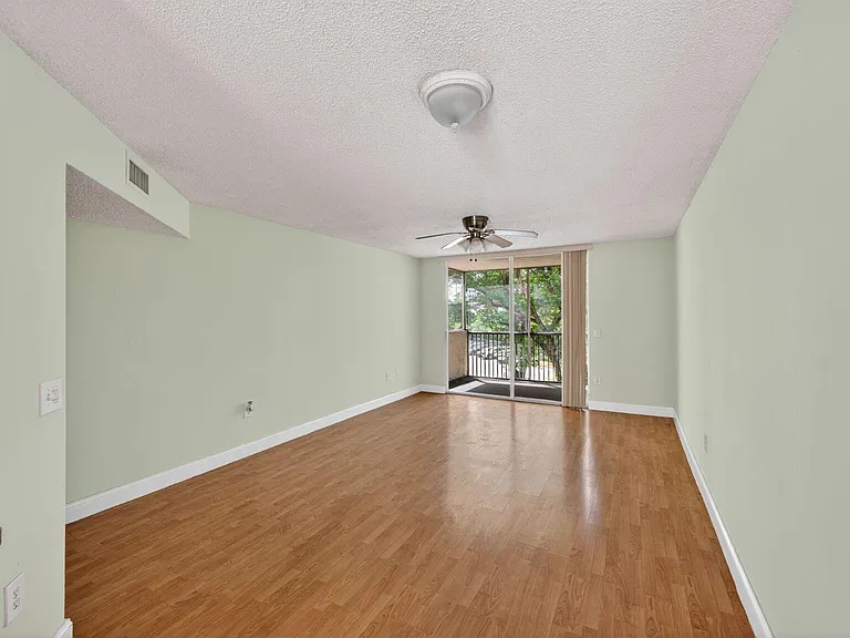 8373 Lake Dr #307 — Photo 1