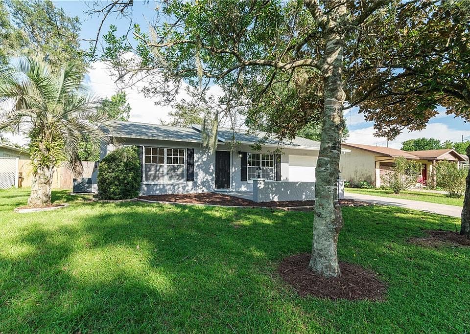 1st image of 4708 Wisteria Dr