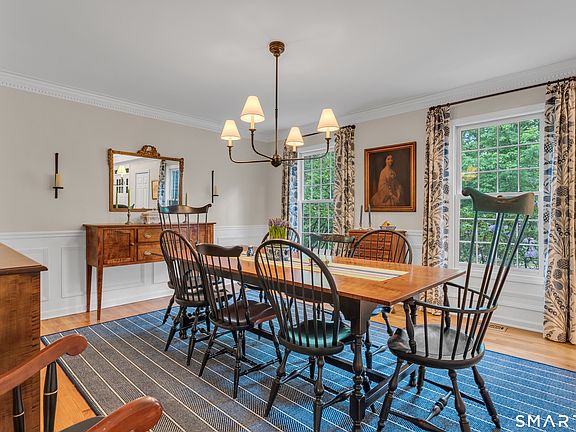 5th image of 46 Laurel Cliffs Road
