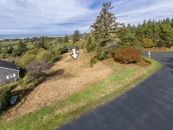 57 Surfview Dr, Neskowin, OR 97149