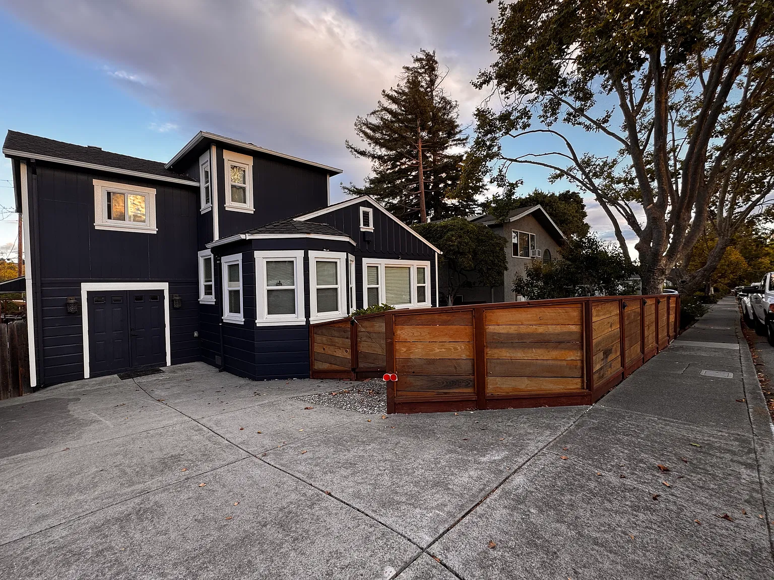 210 Fairmont Ave — Photo 1