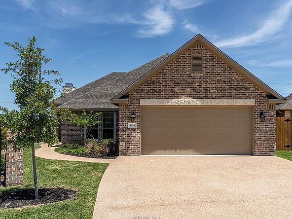 2nd image of 1818 Lakeshore Cir