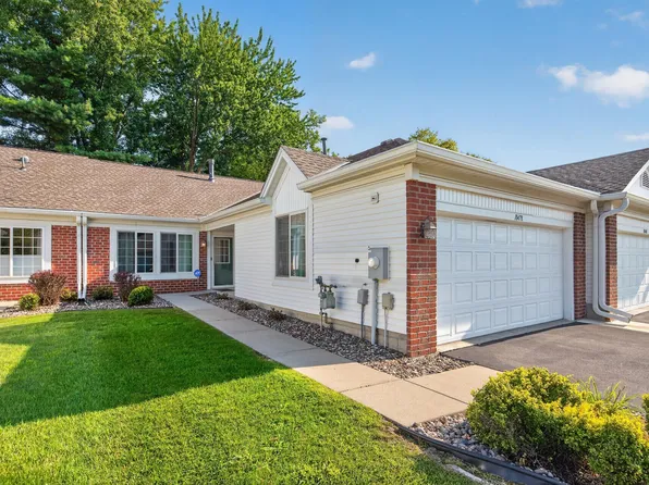 10478 Bay View Ln, Woodbury, MN 55129