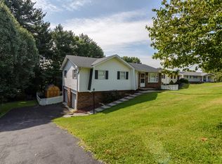 285 Gray Dr, Abingdon, VA 24210