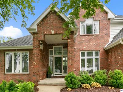 910 W Centennial Rd, Papillion, NE, 68046