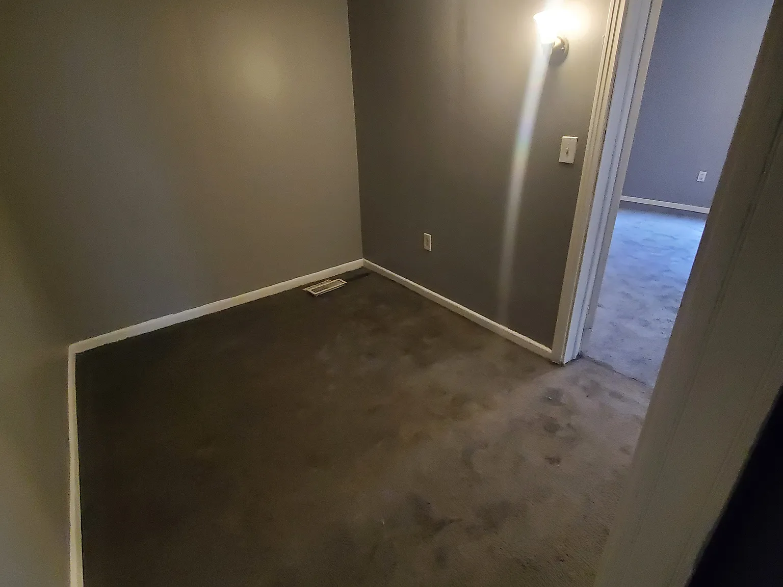 473 Howard St — Photo 4