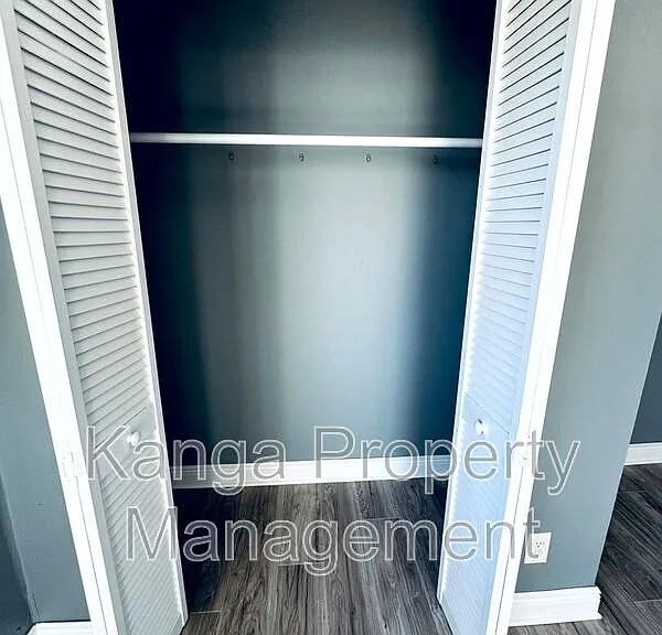 1401 Division Ave #203 — Photo 12