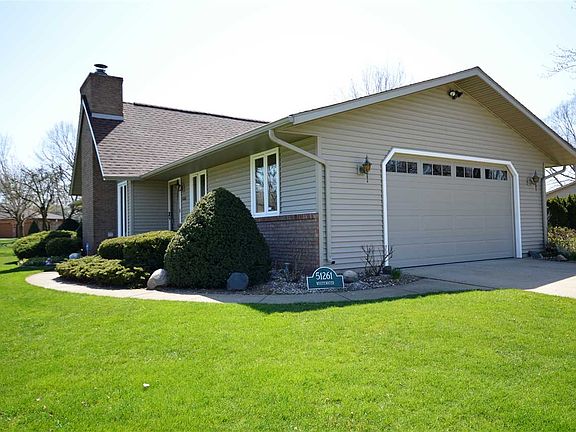 3rd image of 51261 Whitewater Ln