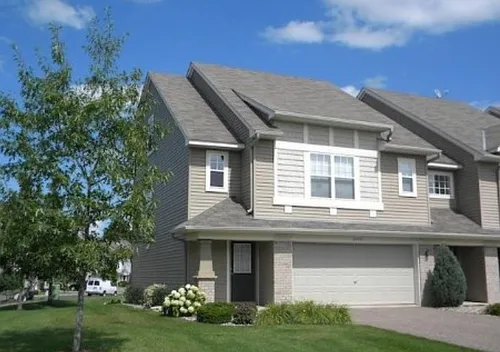 5070 Fountain Ln N Photo 1