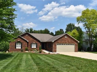 130 Dobbs Dr, Statesville, NC 28625
