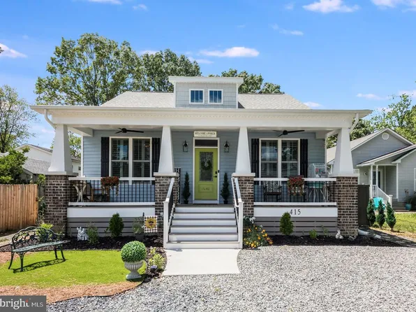 415 Lossing Ave, Colonial Beach, VA 22443