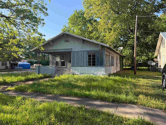 2nd image of 403 Fussell Ave