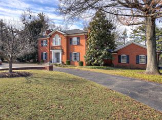 149 Westwind Rd, Indian Hills, KY 40207