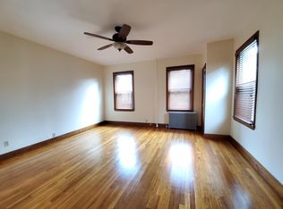 147 River St #1A, Cambridge, MA 02139
