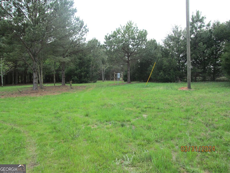 1st image of 984 Deer Run Ln