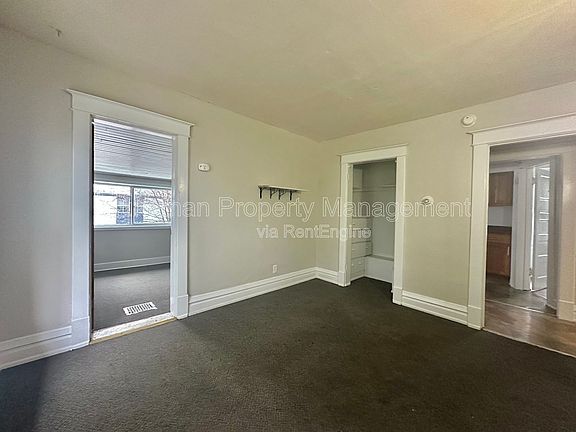 2nd image of 415 Davis St APT 4