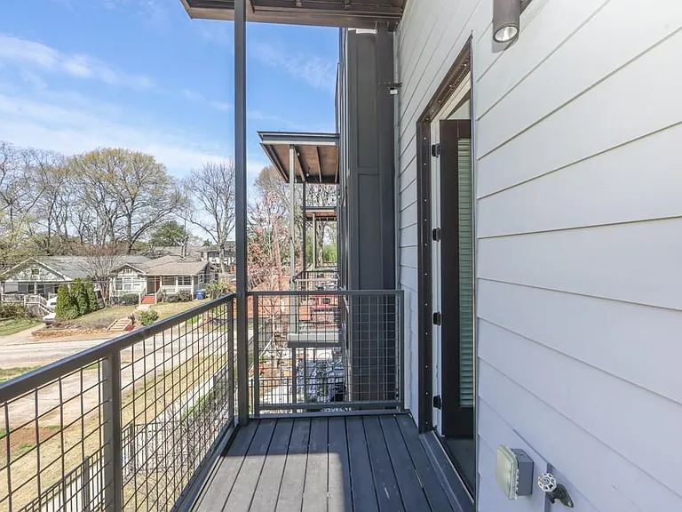 1145 Kirkwood Ave SE #14 — Photo 46
