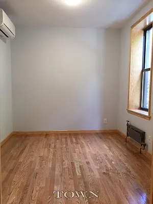 Rented by Town Residential | media 21