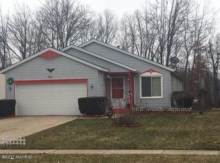 657 56th St SE, Kentwood, MI 49548