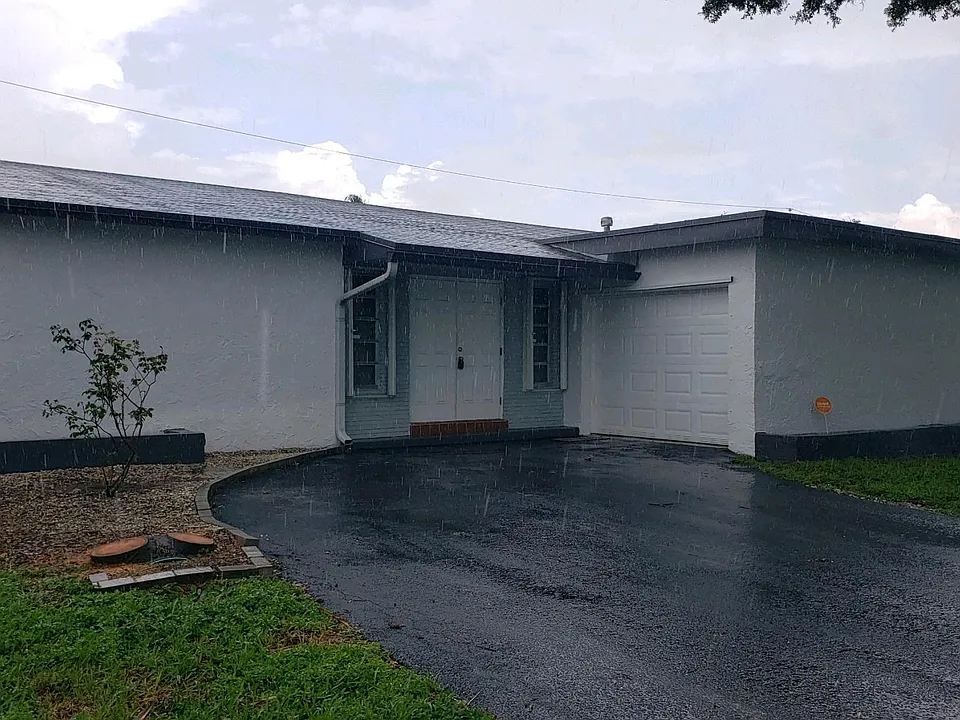 12001 NW 32nd Mnr