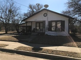 305 NW 14th St, Mineral Wells, TX 76067