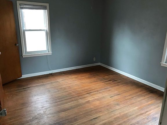 2nd image of 5356 Norwaldo Ave