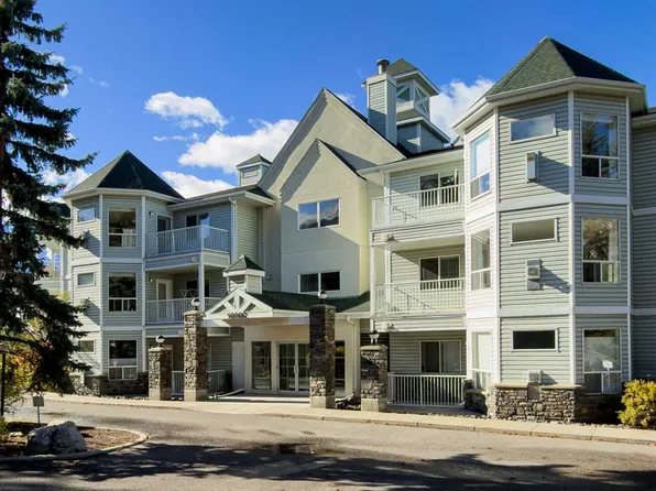 1080C SW Cougar Creek Dr #106, Canmore, AB T1W 1A3
