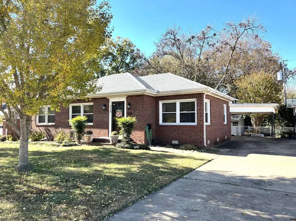 715 Whirmantler Dr, Union City, TN 38261