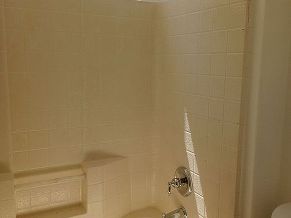 5th image of 12468 Guadalupe St