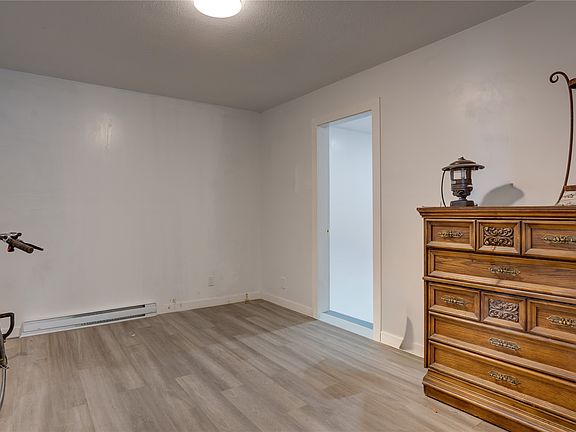5th image of 3854 Trinity Valley Rd