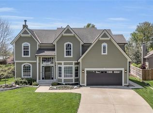 8515 W 156th Ter, Overland Park, KS 66223