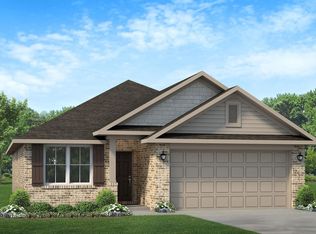 234 Waterford Lake Dr, Calera, AL 35040