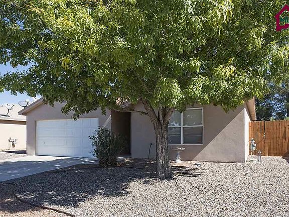 3rd image of 5607 Patagonia Dr