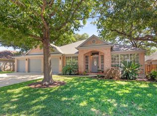 902 Whitewing Dr, Cedar Park, TX 78613