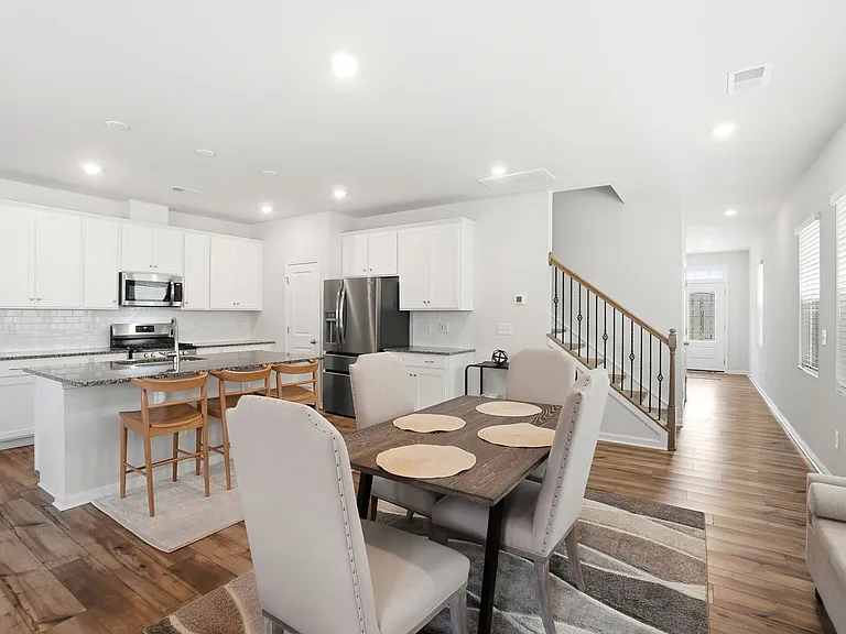 15764 Country House St — Photo 10