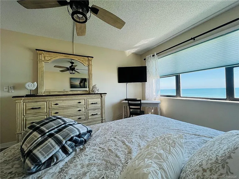 10044 S Ocean Dr #702 — Photo 47