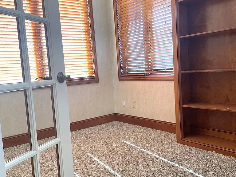 28 Waters Edge St — Photo 6