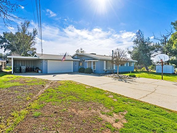 2nd image of 2040 San Diego Ave