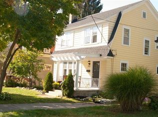 1321 Benjamin Ave SE, Grand Rapids, MI 49506