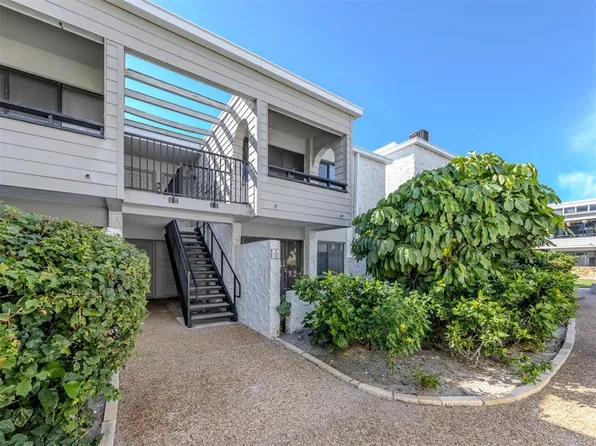 1555 Tarpon Center Dr APT 132, Venice, FL 34285