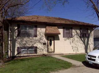415 S Carter St, Clinton, MO 64735