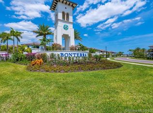 9509 W 32nd Ln, Hialeah, FL 33018