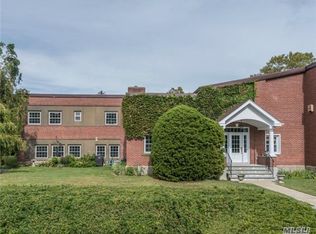 69A Bay Ave, Halesite, NY 11743