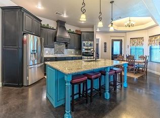 11120 Lakecrest Dr, Sanger, TX 76266