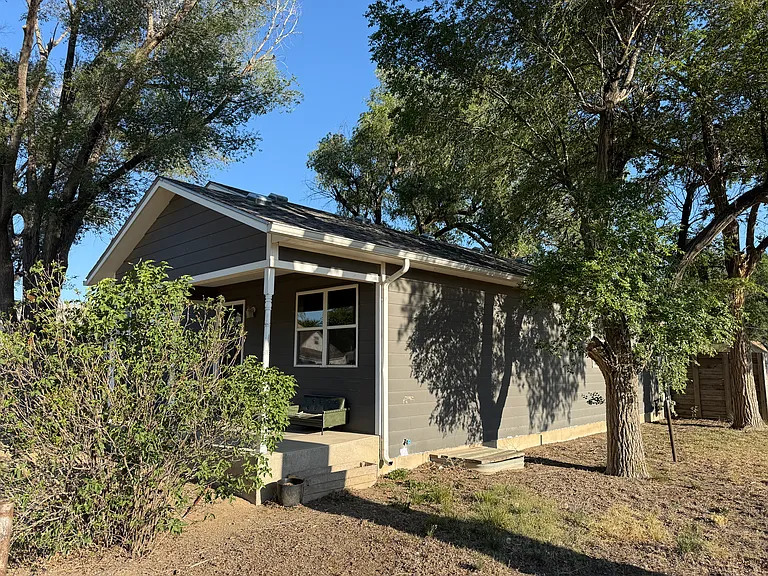 310 E Franklin Ave — Photo 4