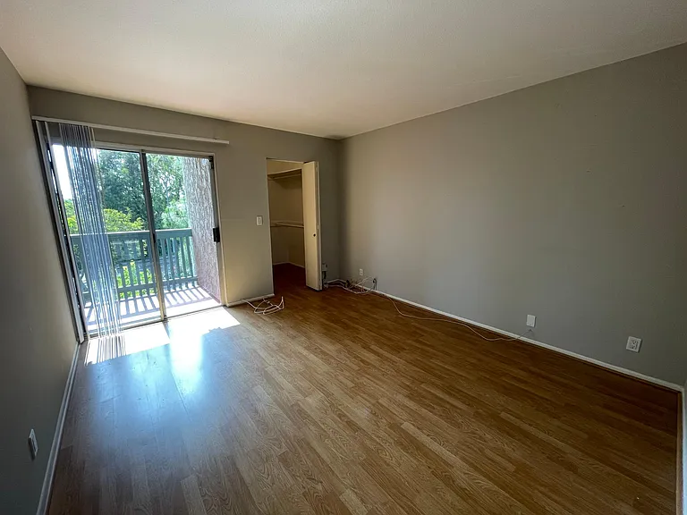 412 N Bellflower Blvd #208 — Photo 4