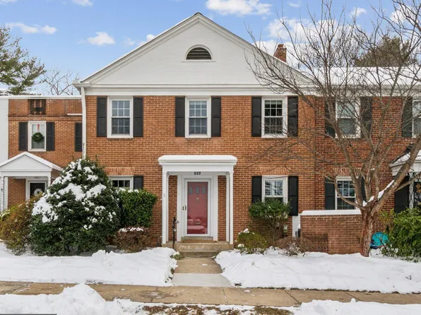 637 Azalea Dr, Rockville, MD 20850